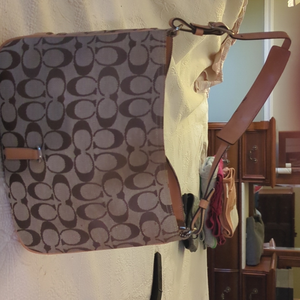 Handbag
